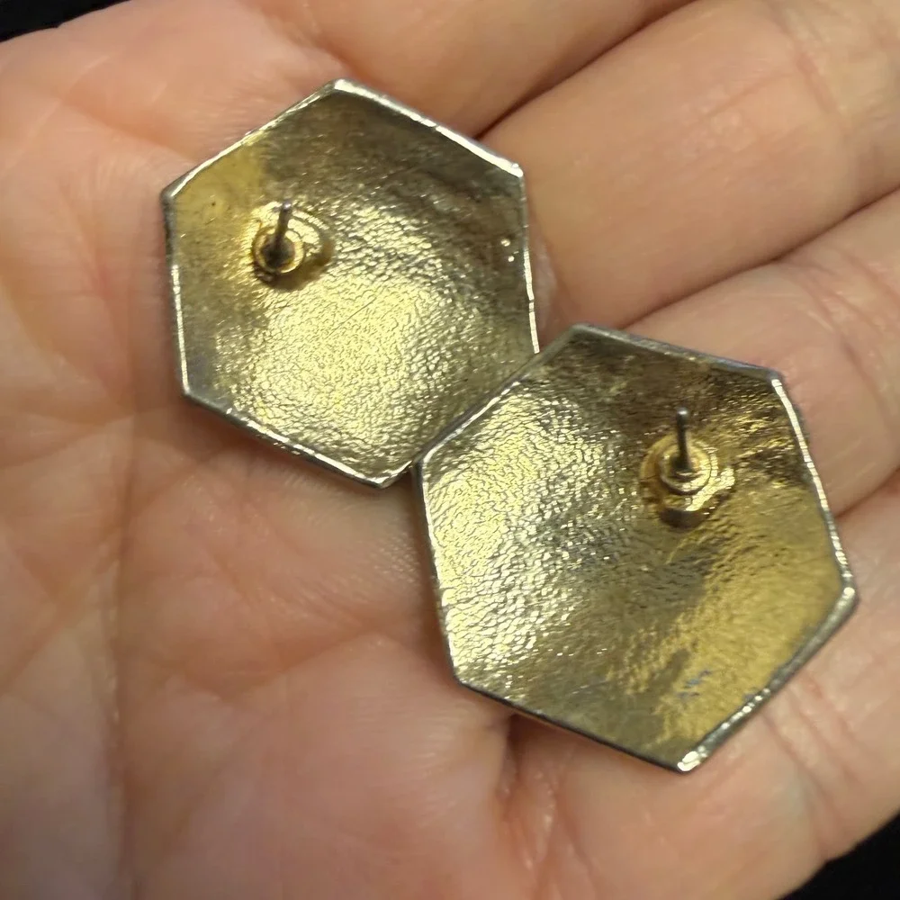Vintage‎ Hexagon Enamel Stud Earrings Gold Tone Yellow Peach Striped Geometric
